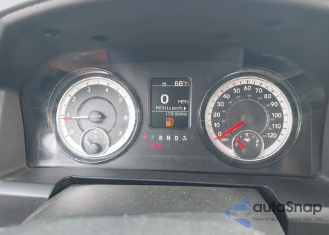 2019 Ram 1500 Classic Tradesman 4X4 8' Box z USA, uszkodzony, nr VIN 3C6JR7DG8KG502447